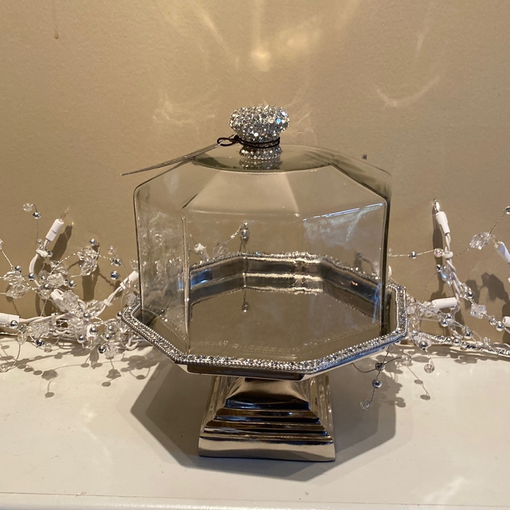 COPY - Tahari Glass cheese/cake dome